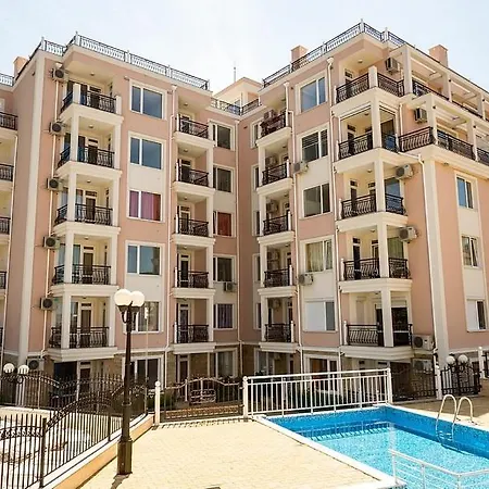 Апартамент За Гости Родина 1 Apartment